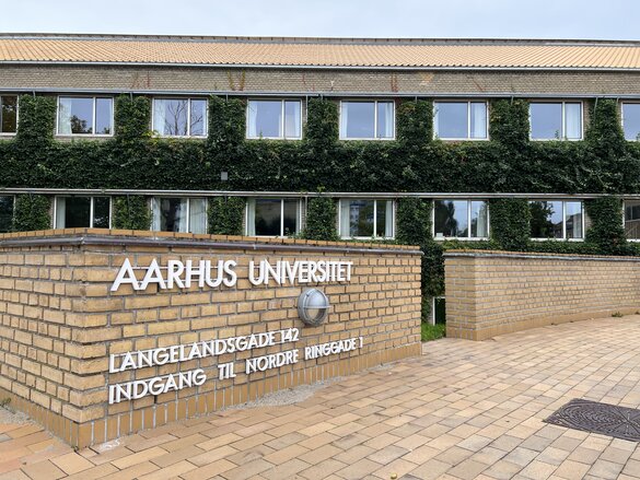 Eins von vielen Universitätsgebäuden in Aarhus. Die Häuser sind nach Studienrichtungen aufgeteilt.